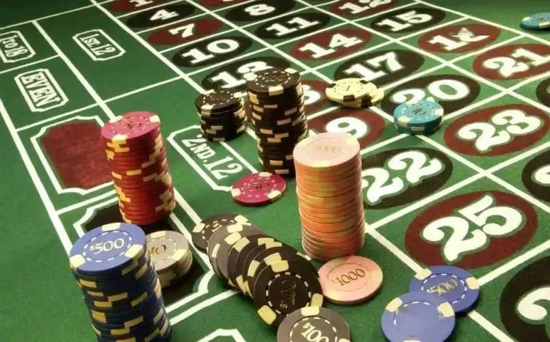 Người chơi Bingo trực tuyến trên điện thoại tại nhà – giao diện số rõ ràng tại kv99